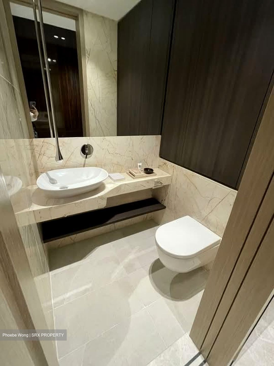 Watten Estate Road (D11), Condominium #552029161